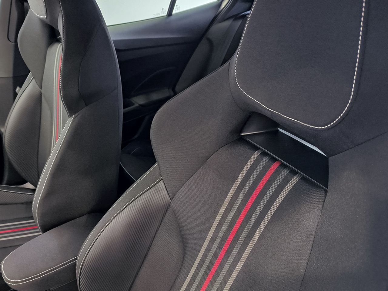 Skoda Fabia Monte Carlo 1.0 Tsi 115 Cv Dsg - Foto 2