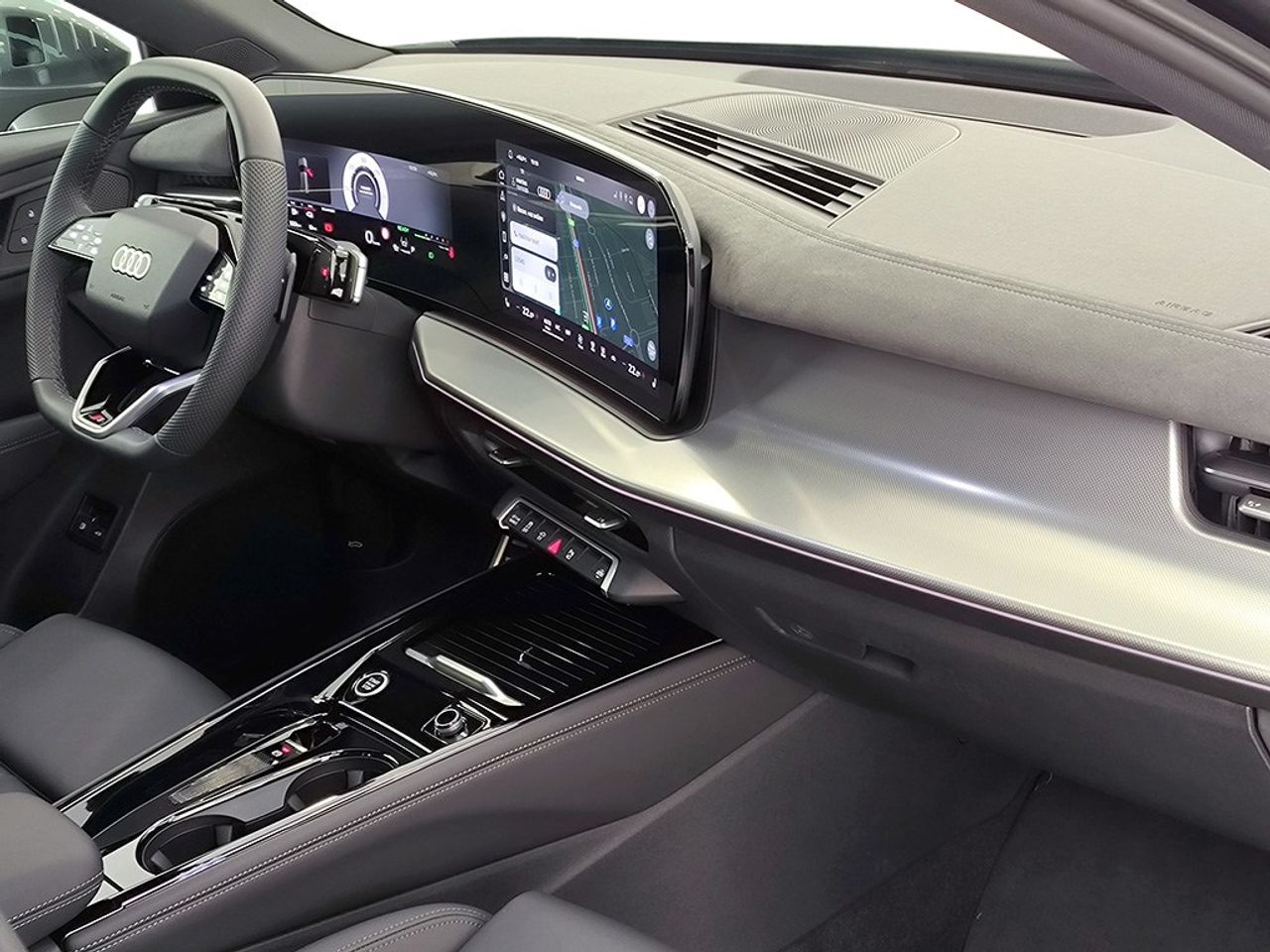 Audi Q3 E-hybrid Stronic Launch Edition - Foto 2