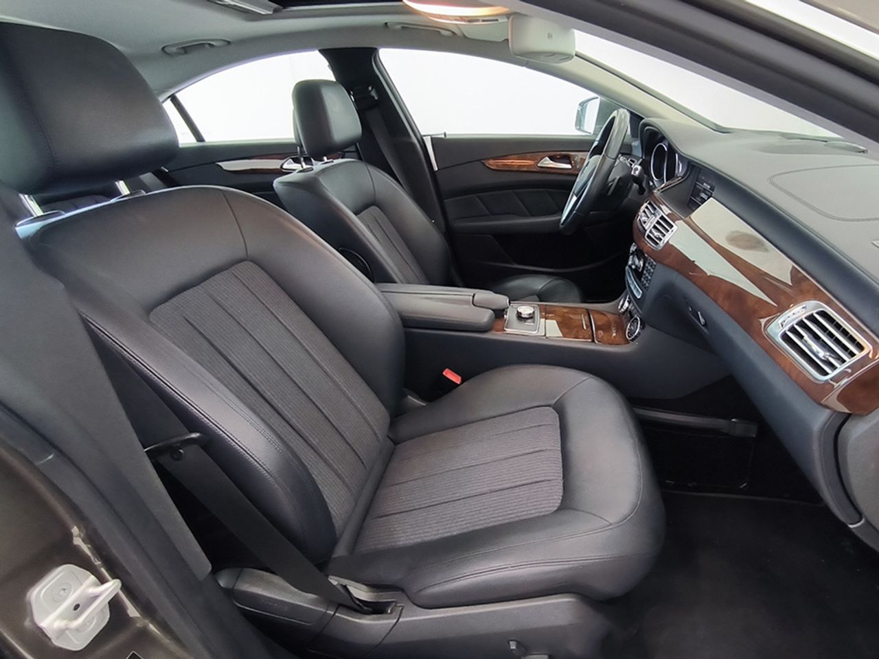 Mercedes Clase Cls 350 Cdi 265 Cv Autom. 4 Matic - Foto 2