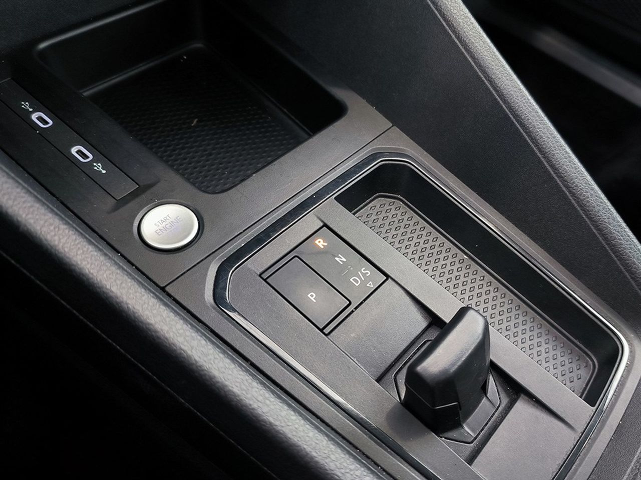 Volkswagen Caddy Maxi 1.5 Tsi Hybrid 116 Cv Dsg - Foto 2