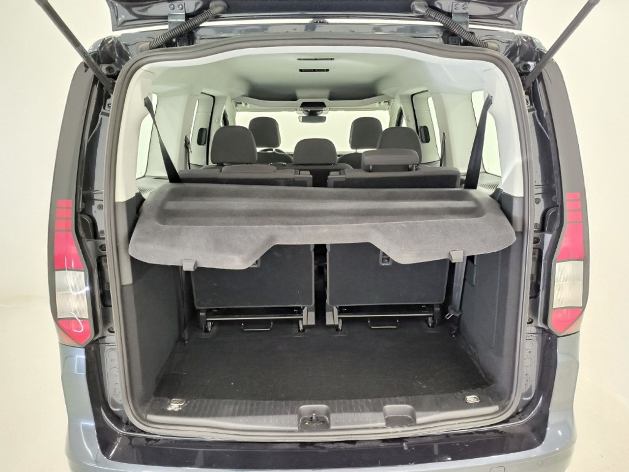 Volkswagen Caddy Maxi 2.0 Tdi 102 Cv Origin - Foto 2