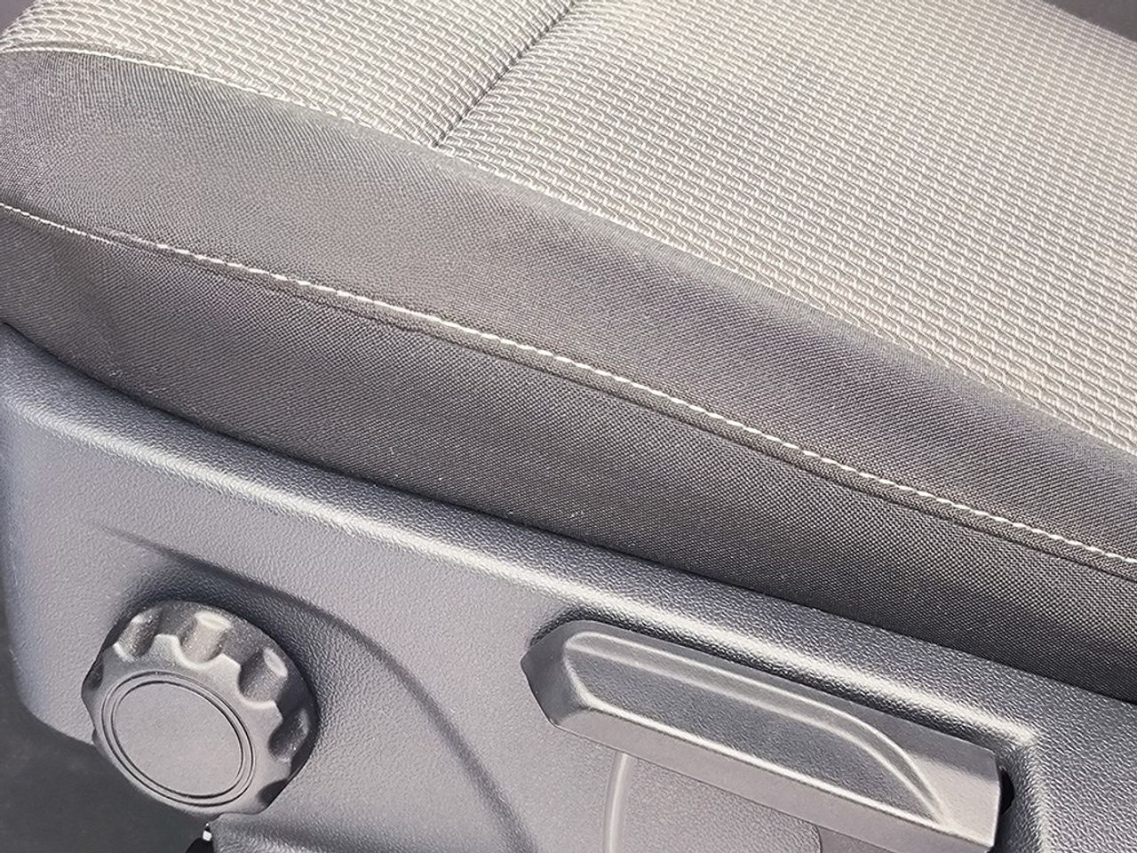 Volkswagen Caravelle 2.0 Tdi 110 Cv - Foto 2