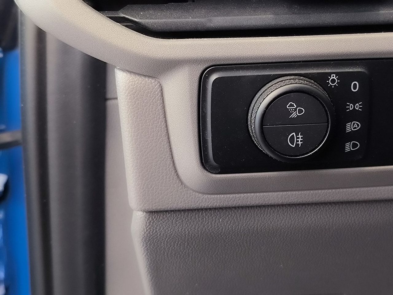 Volkswagen Caravelle 2.0 Tdi 110 Cv Bc - Foto 2