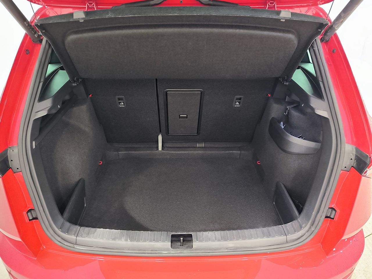 Skoda Karoq 15 Tsi 150cv Dsg Sportline - Foto 2