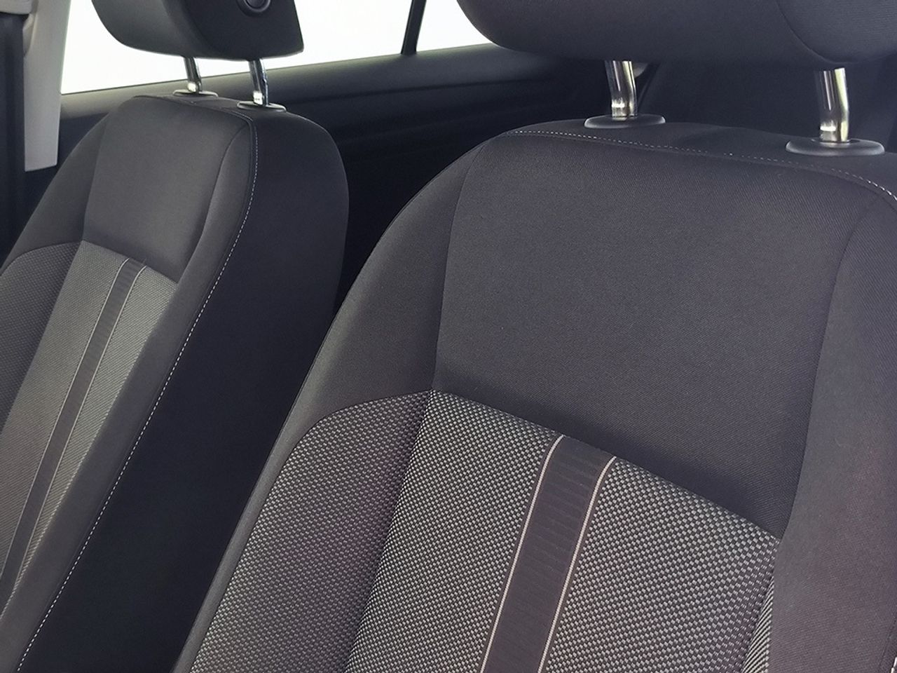 Volkswagen T-roc 1.0 Tsi 110 Cv Life - Foto 2