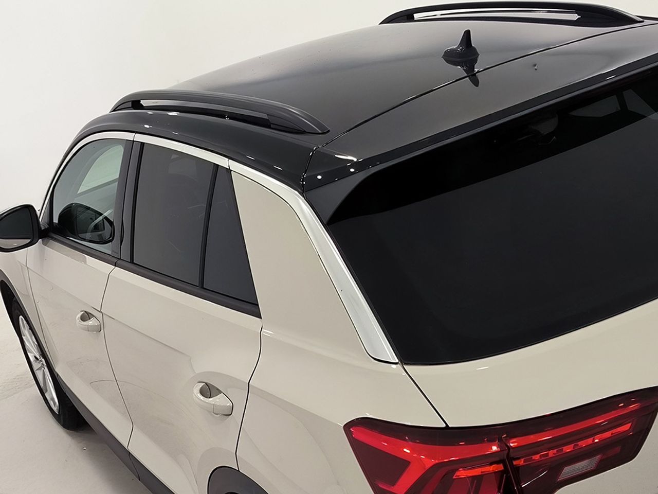 Volkswagen T-roc 1.0 Tsi 110 Cv Life - Foto 2