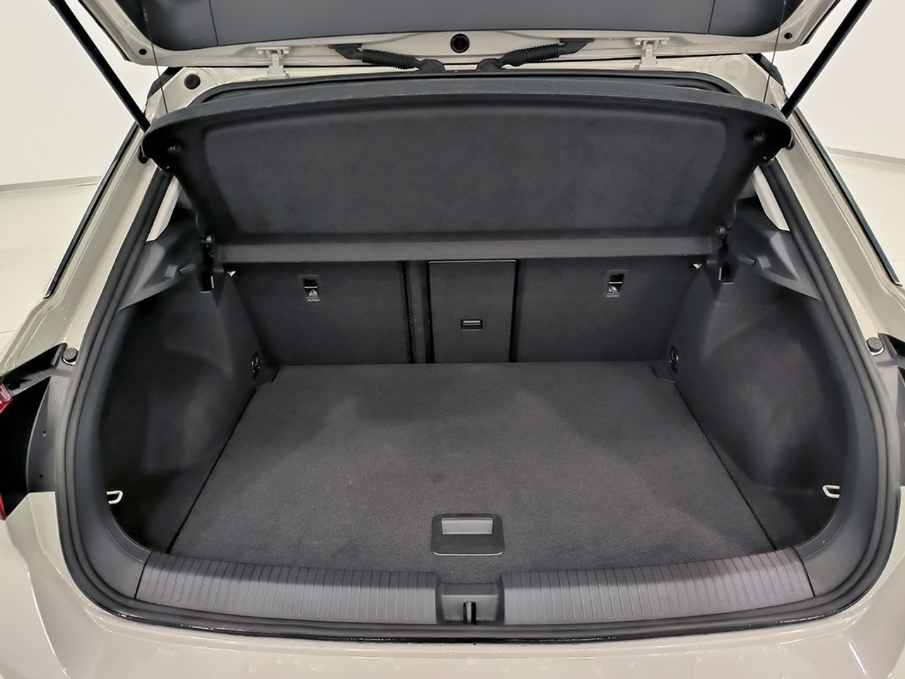 Volkswagen T-roc 1.0 Tsi 110 Cv Life - Foto 2