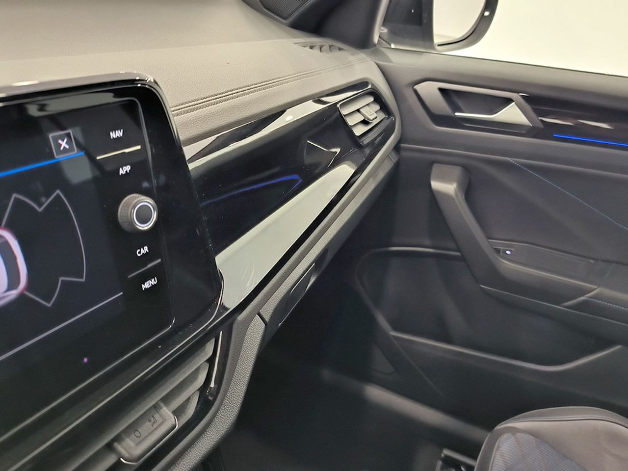 Volkswagen T-roc R 2.0 Tsi 300 Cv Dsg 4motion - Foto 2