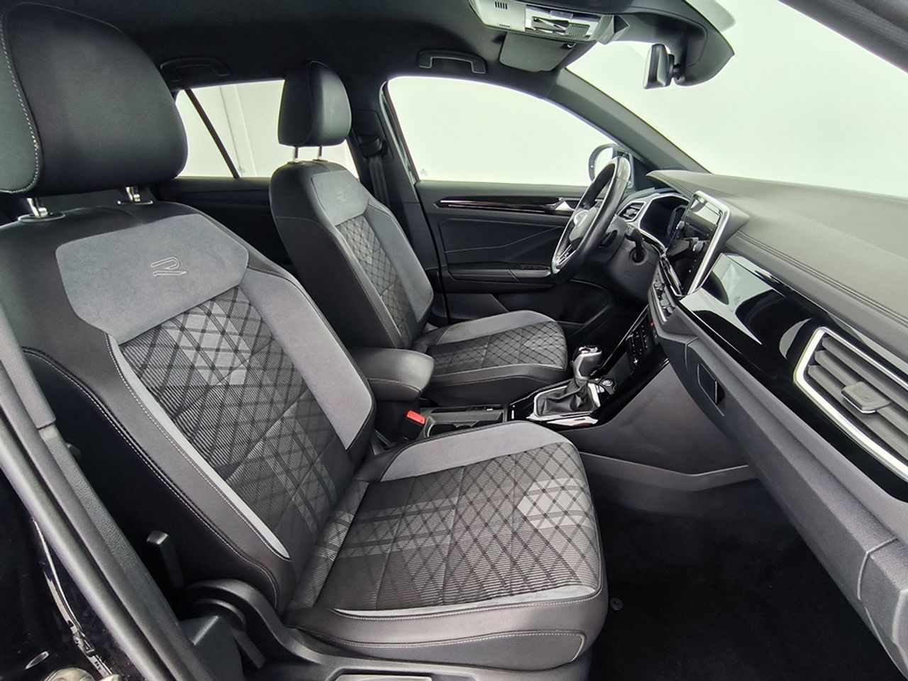 Volkswagen T-roc 2.0 Tdi 150 Cv Dsg Rline - Foto 2