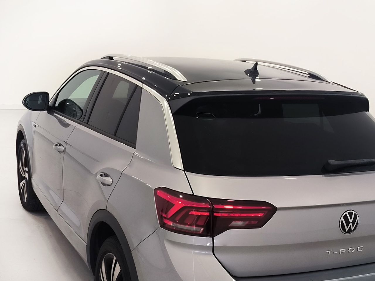 Volkswagen T-roc 2 Tdi 150 Cv Dsg Rline - Foto 2