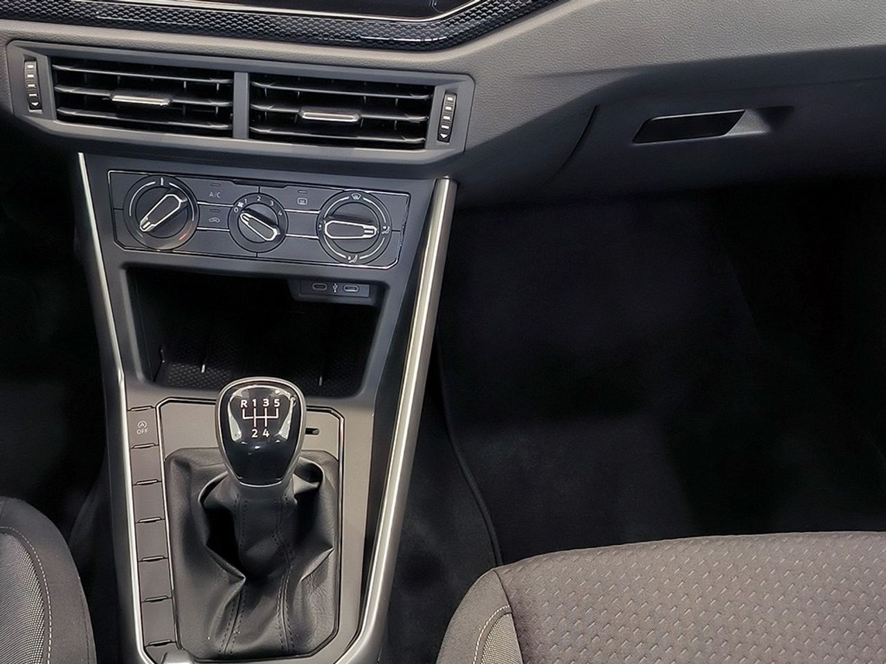 Volkswagen Polo Match 1.0 Tsi 95 Cv - Foto 2