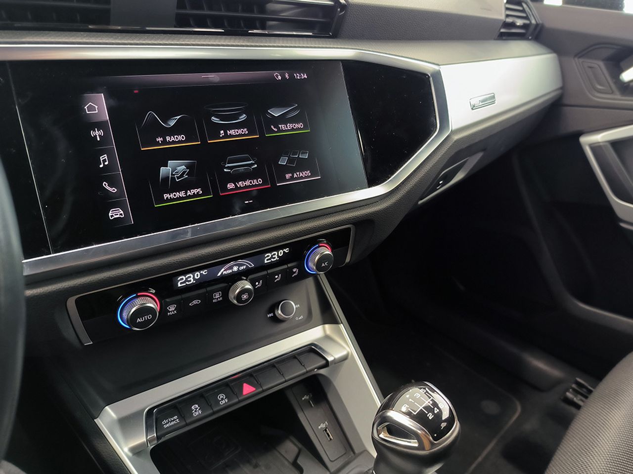 Audi Q3 35 Tfsi 150cv Stronic Blackline - Foto 2