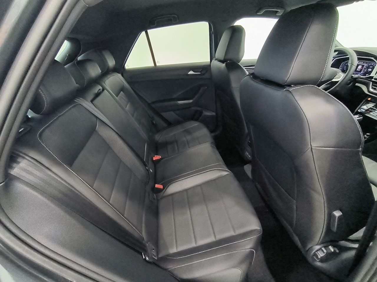 Volkswagen T-roc 1.5 Tsi 150 Cv Dsg Rline - Foto 2
