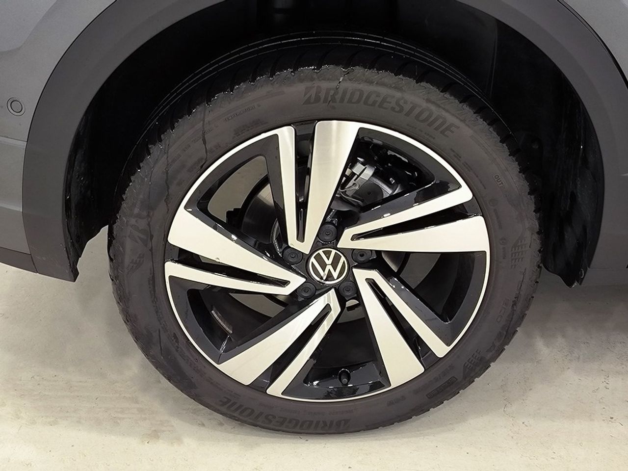 Volkswagen T-roc 1.5 Tsi 150 Cv Dsg Rline - Foto 2