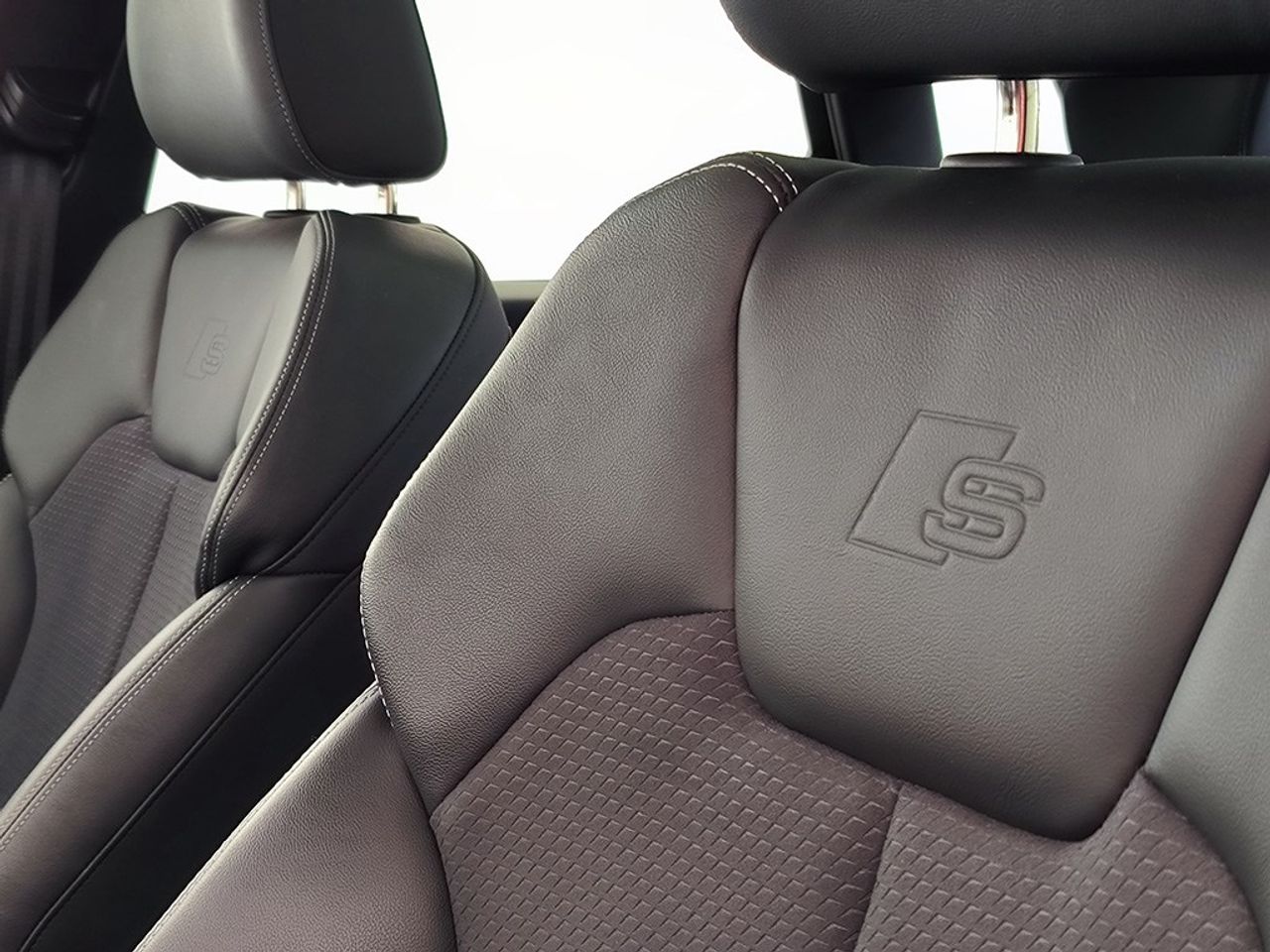 Audi Q5 40 Tdi 204cv Stronic Black Line - Foto 2