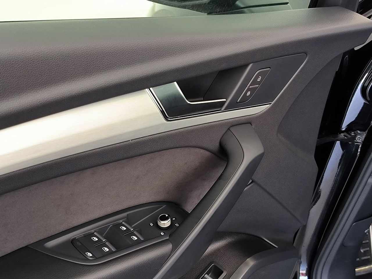 Audi Q5 40 Tdi 204cv Stronic Black Line - Foto 2