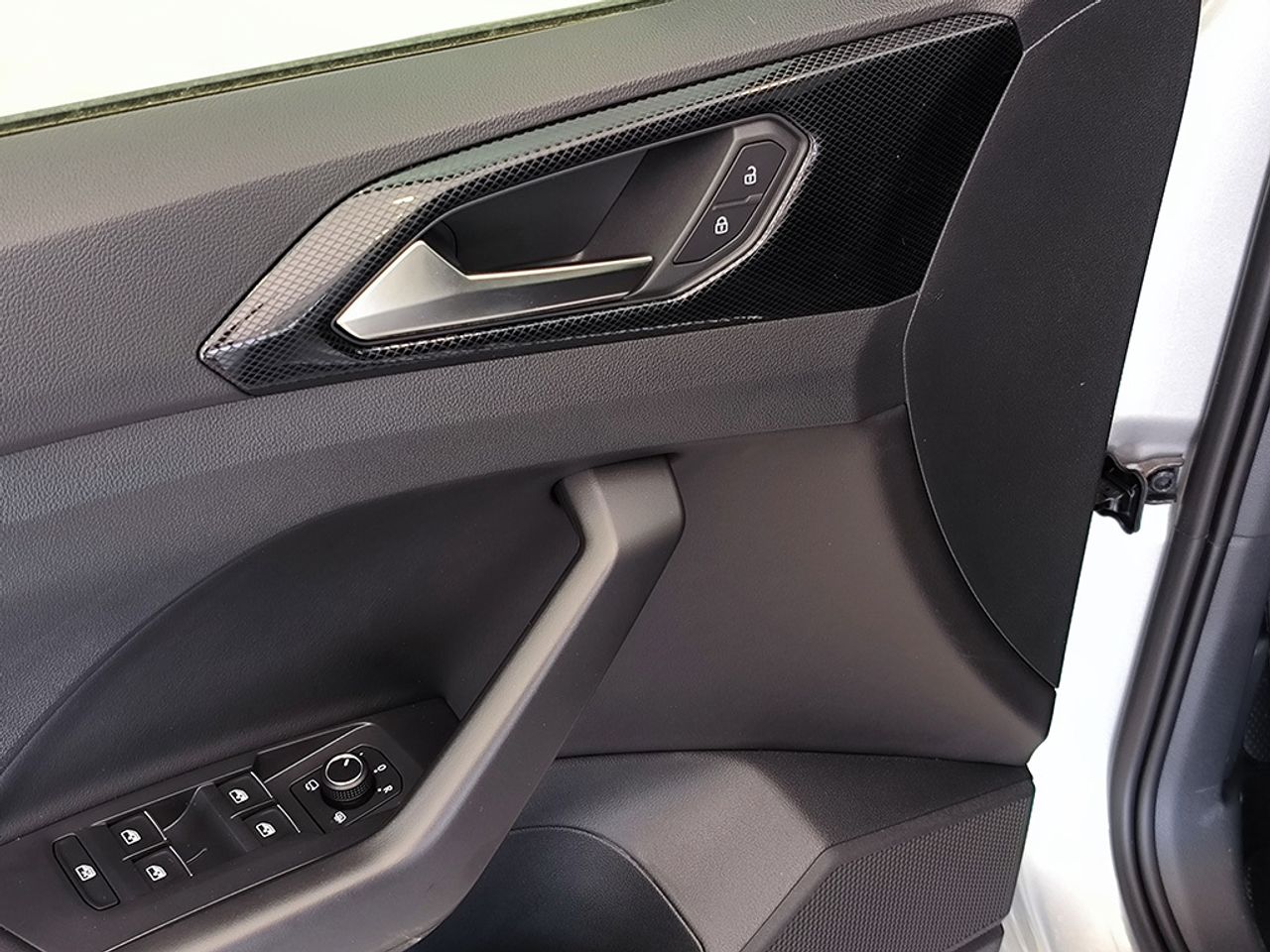 Volkswagen T-cross 1.0 Tsi 115 Cv Rline - Foto 2