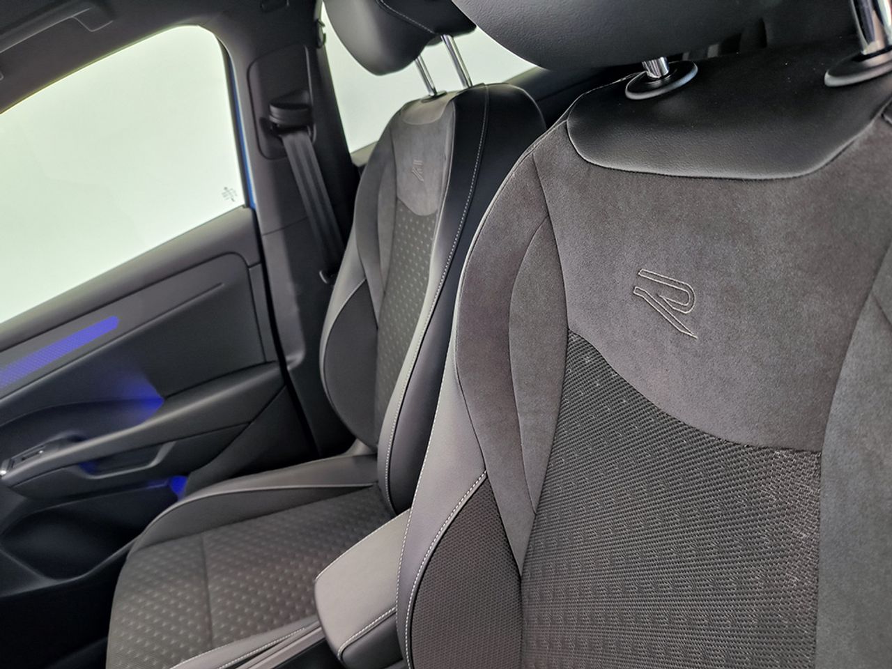 Volkswagen T-roc R-line 1st Edition 1.5 Etsi 150 Cv Dsg - Foto 2