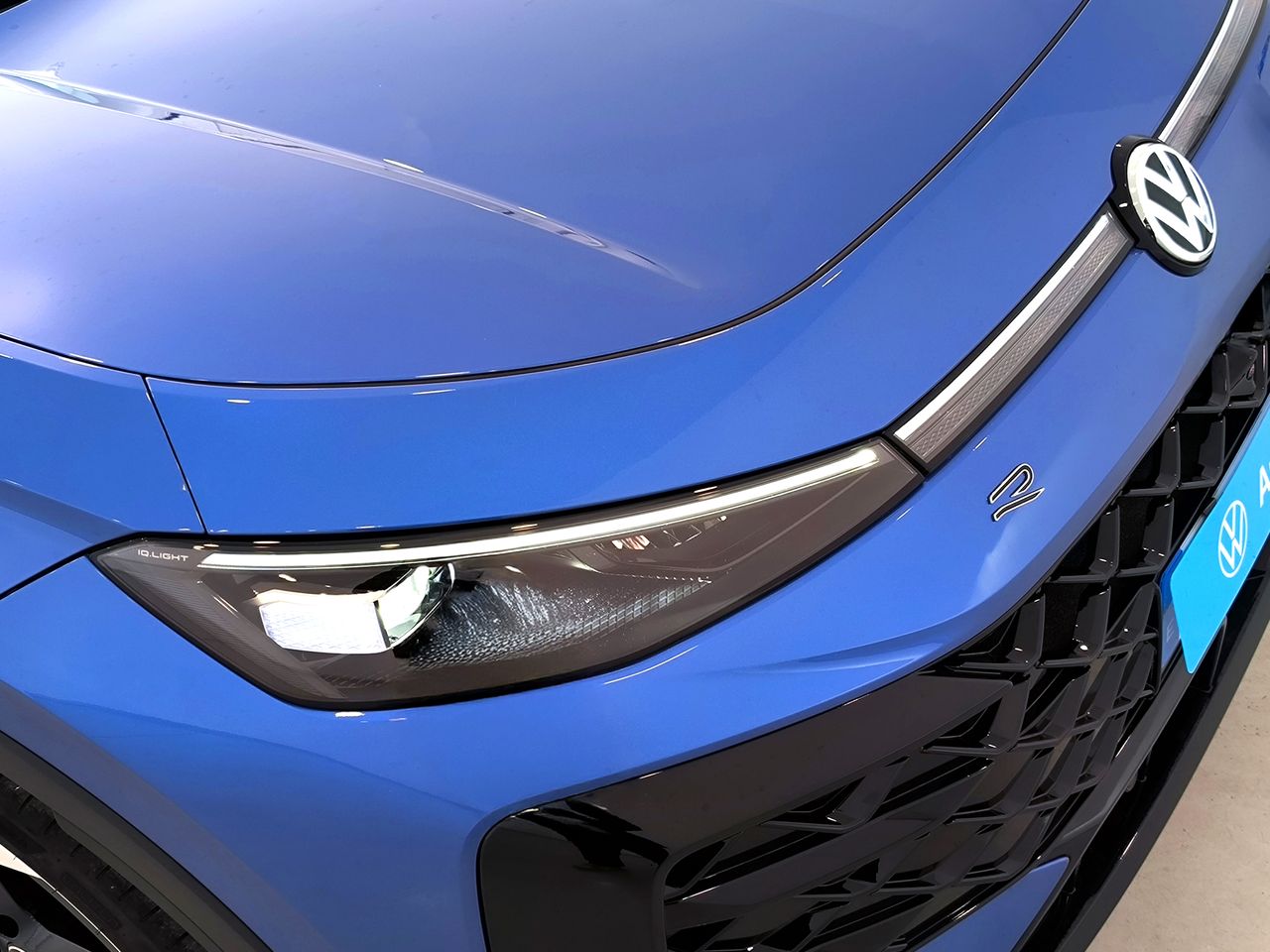 Volkswagen T-roc R-line 1st Edition 1.5 Etsi 150 Cv Dsg - Foto 2