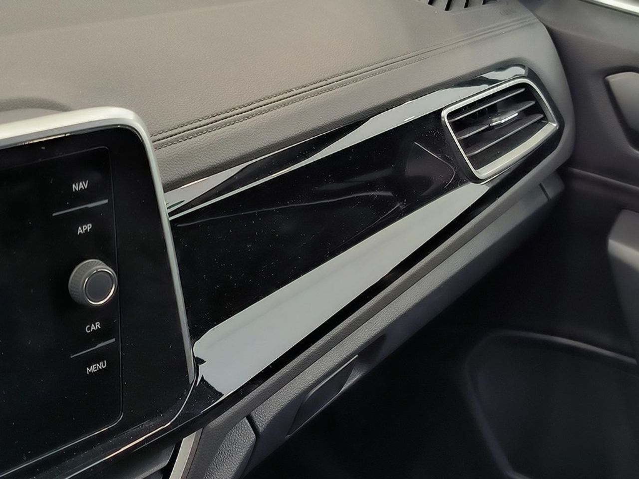 Volkswagen T-roc 1.5 Tsi 150 Cv Dsg Rline - Foto 2