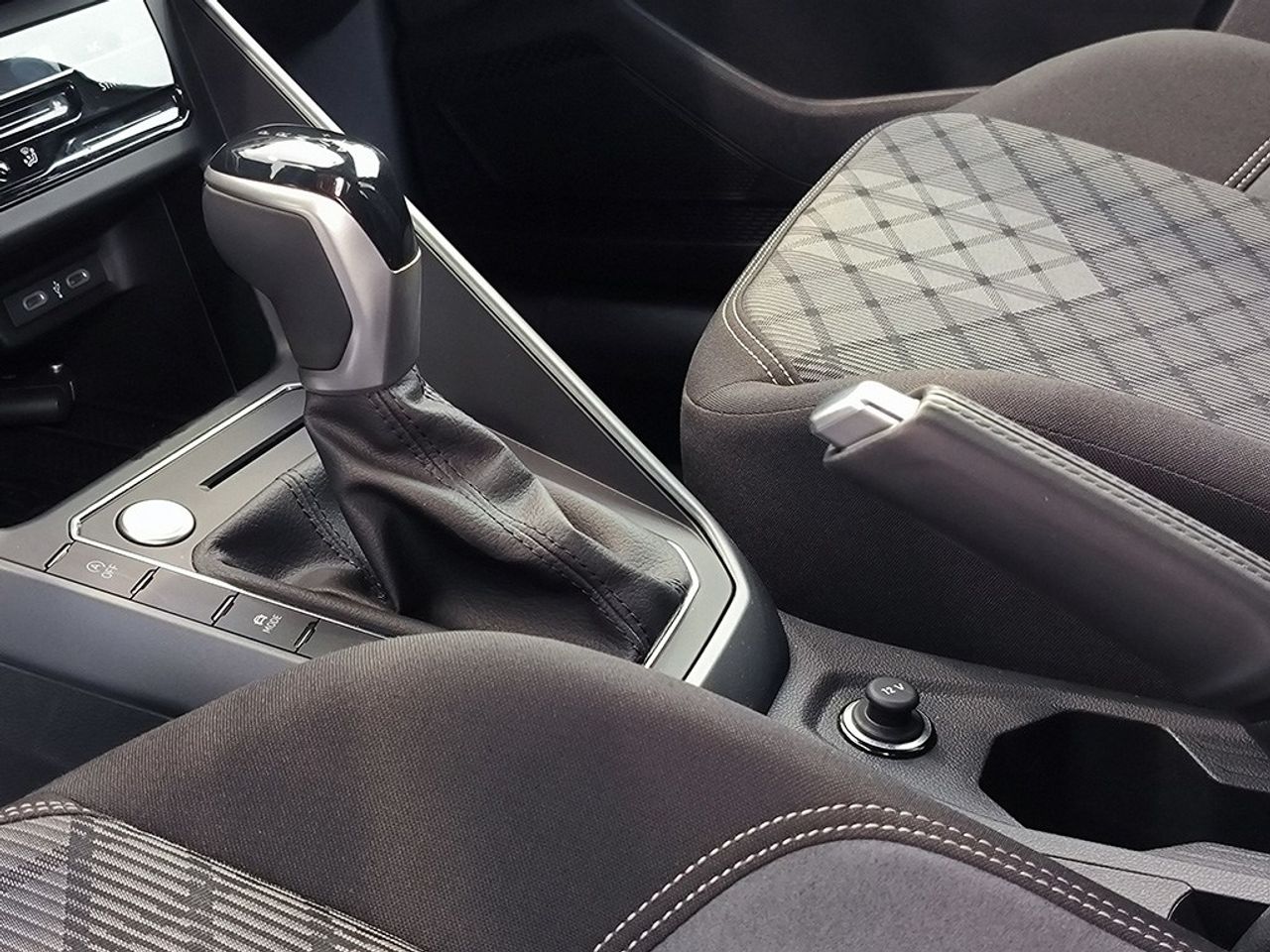 Volkswagen Taigo 1.0 Tsi 115 Cv Dsg R-line - Foto 2