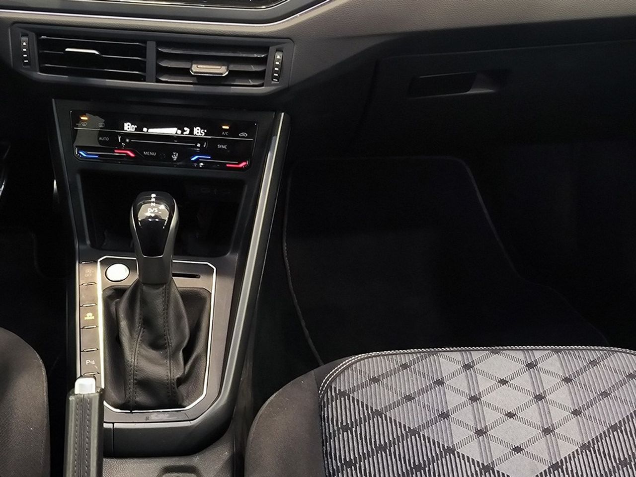 Volkswagen Taigo 1.0 Tsi 115 Cv Dsg Rline - Foto 2