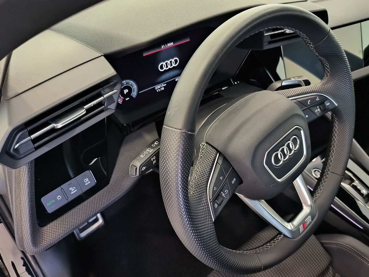 Audi A3 Sedan 35 Tfsi 150 Cv Stronic Sline - Foto 2