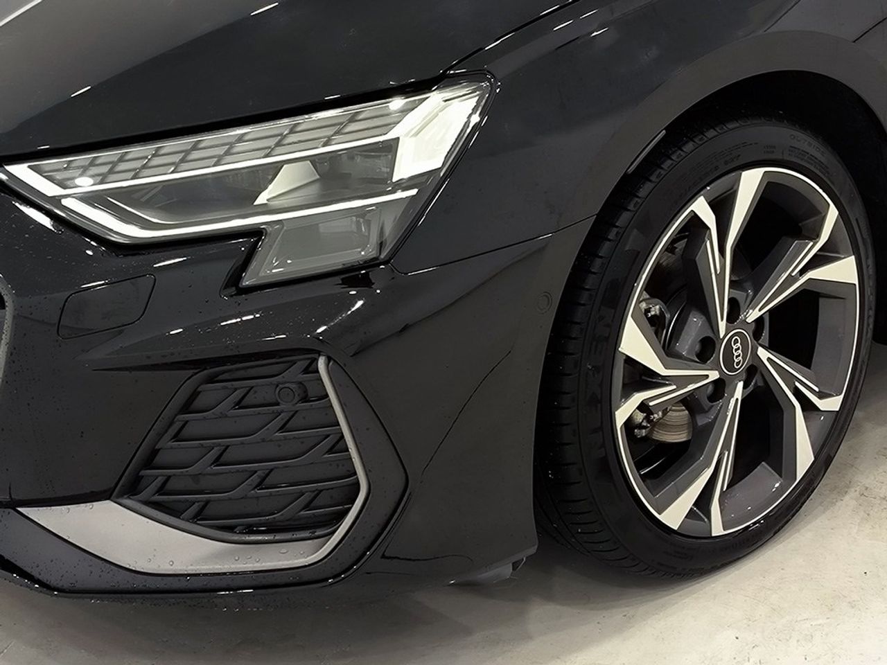 Audi A3 Sedan 35 Tfsi 150 Cv Stronic Sline - Foto 2