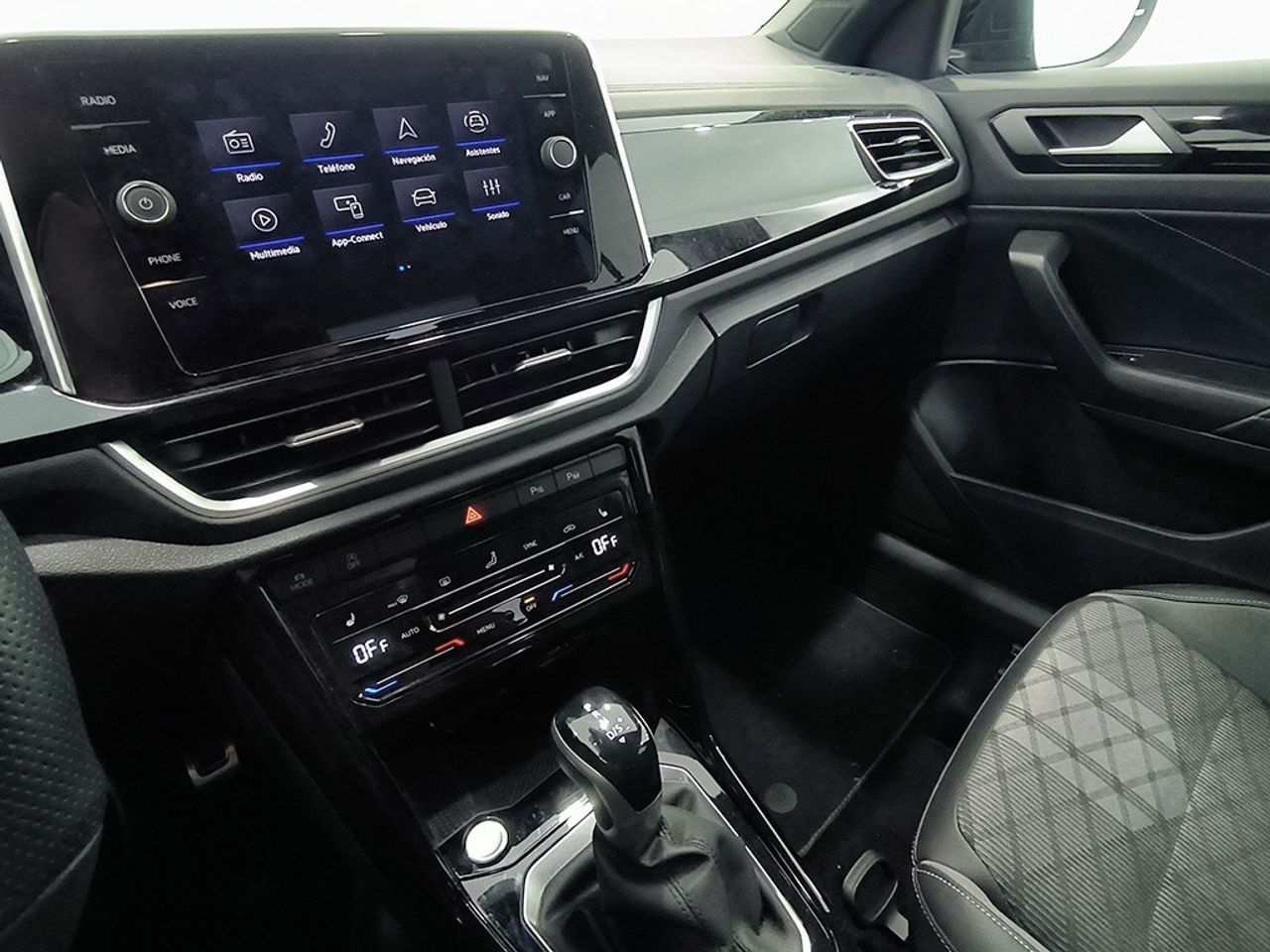 Volkswagen T-roc 1.5 Tsi 150 Cv Dsg Rline - Foto 2