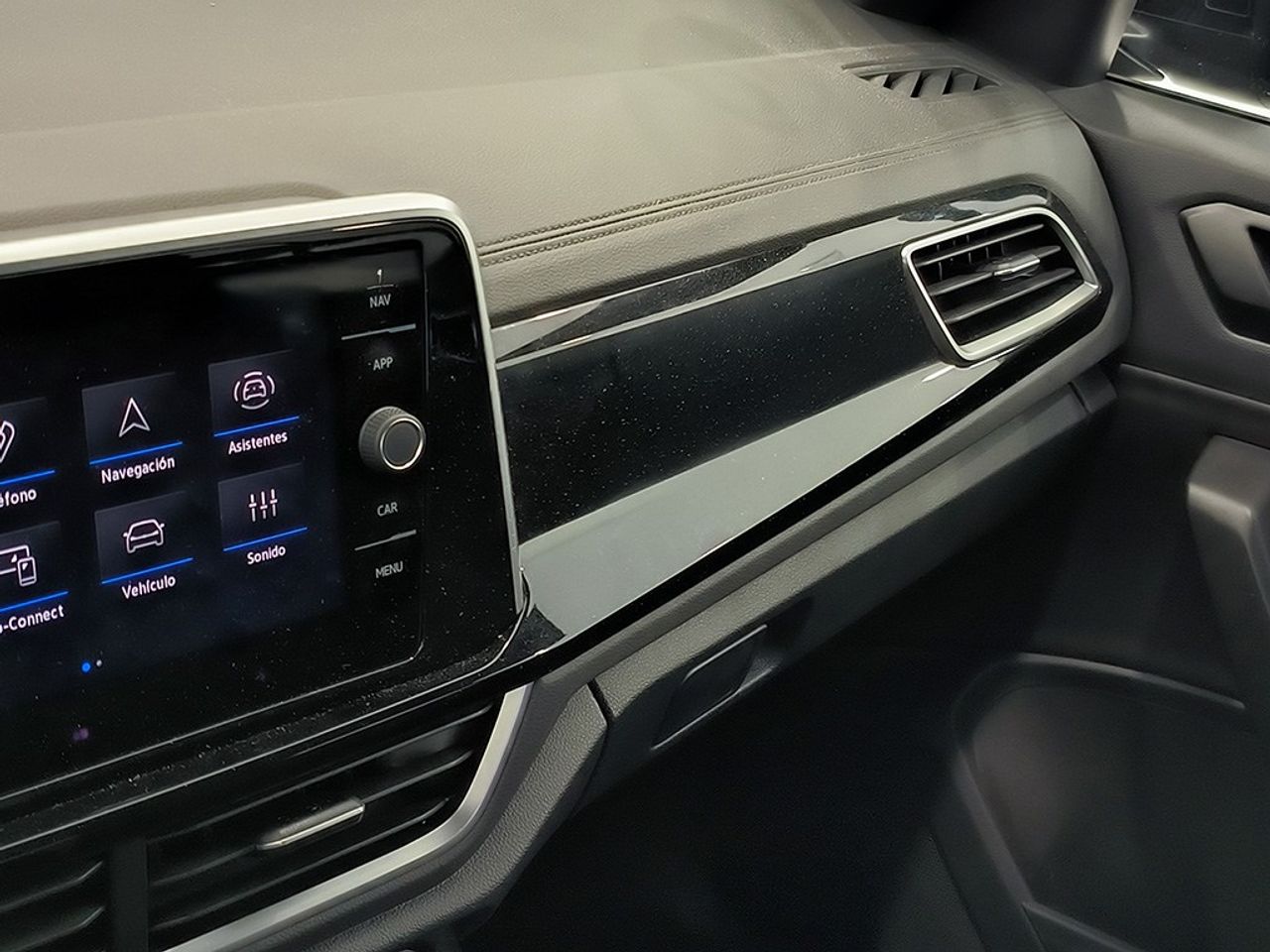 Volkswagen T-roc 1.5 Tsi 150 Cv Dsg Rline - Foto 2