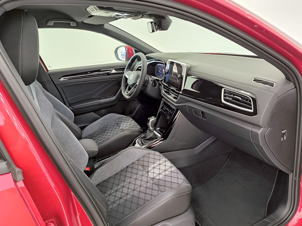 Volkswagen T-roc 1.5 Tsi 150 Cv Dsg Rline - Foto 2