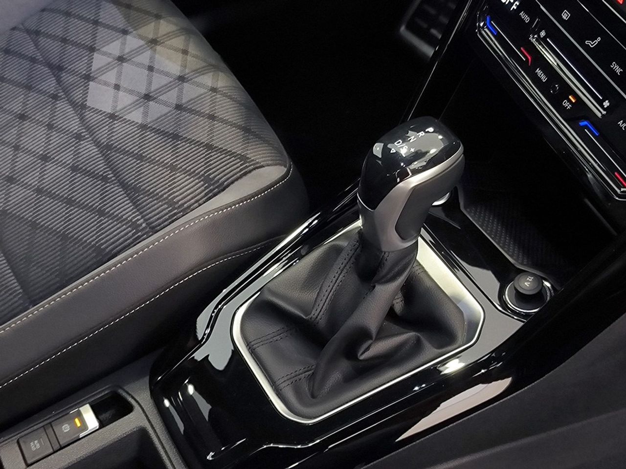 Volkswagen T-roc 1.5 Tsi 150 Cv Dsg Rline - Foto 2