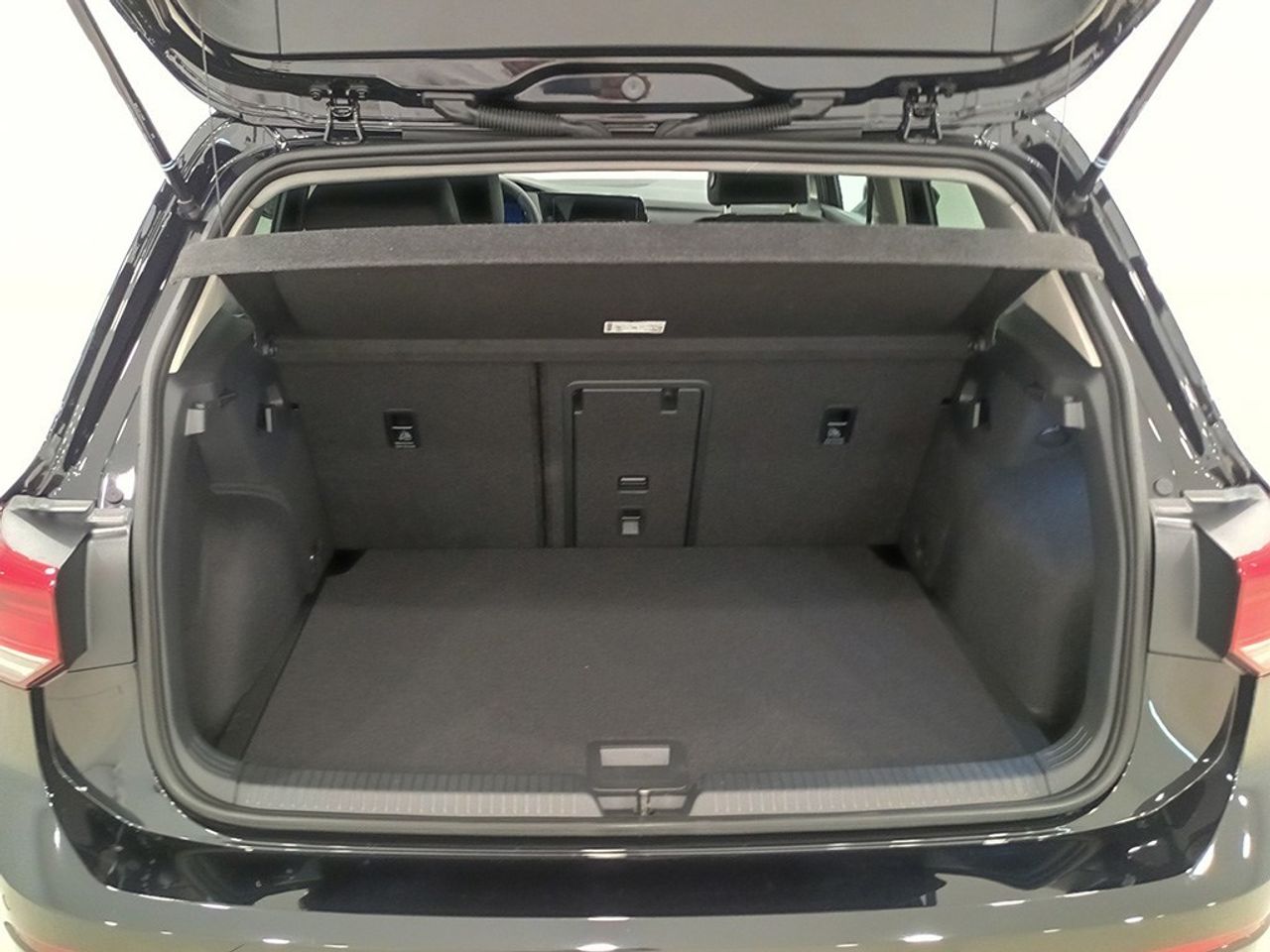 Volkswagen Golf 1.5 Tsi 130 Cv Life - Foto 2