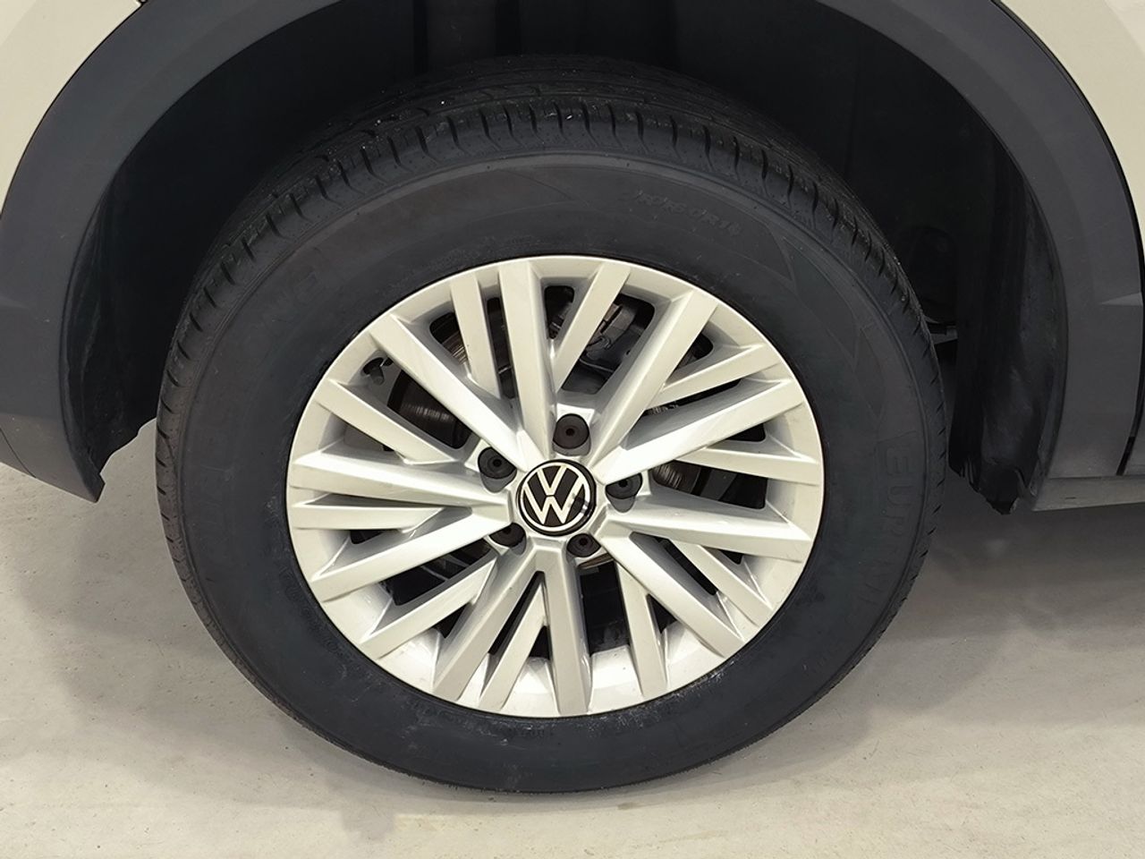 Volkswagen T-roc 2.0 Tdi 115 Cv - Foto 2