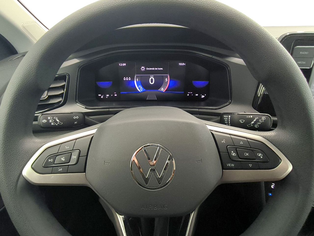 Volkswagen T-roc 2.0 Tdi 115 Cv - Foto 2