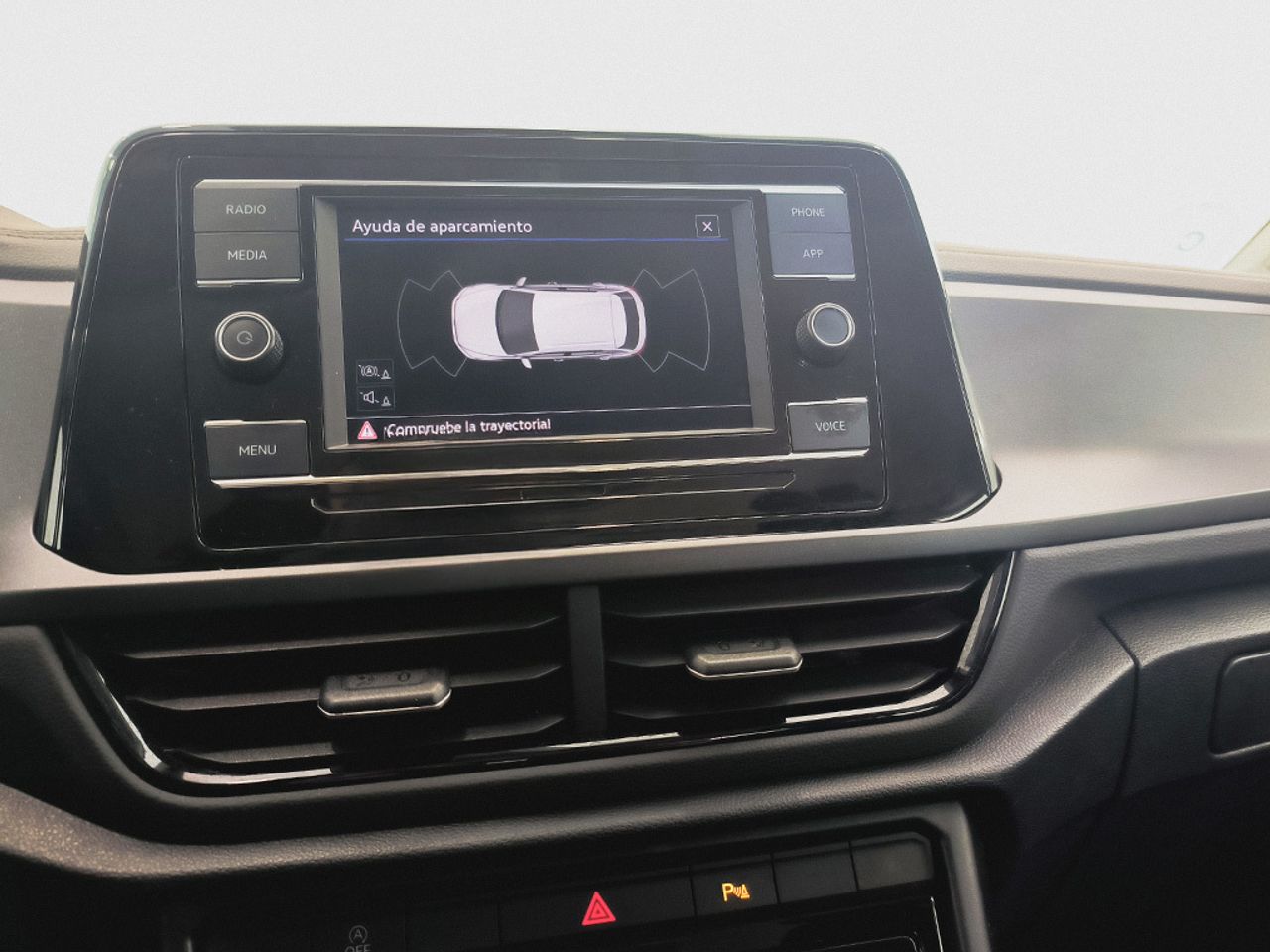 Volkswagen T-roc 2.0 Tdi 115 Cv - Foto 2