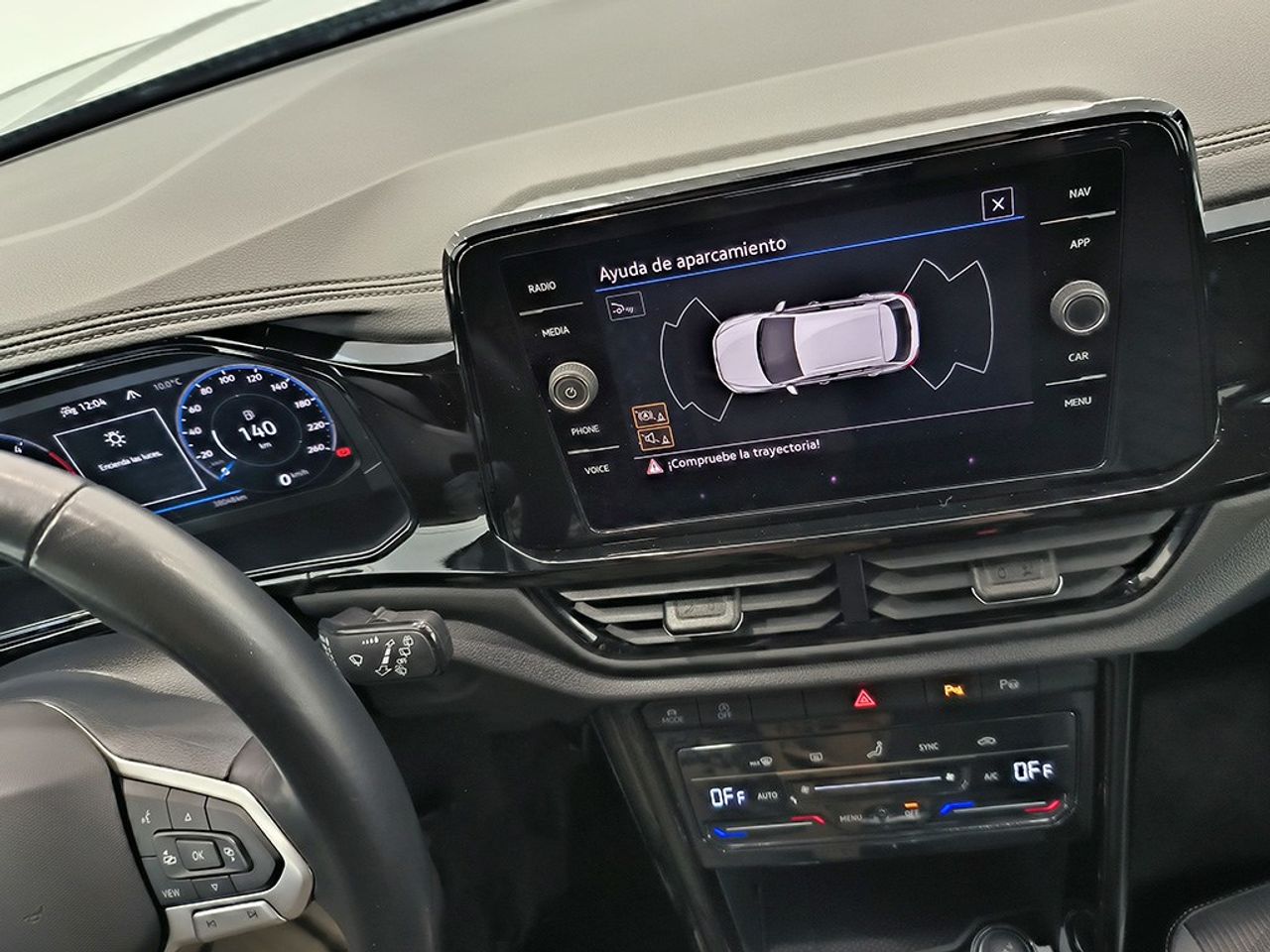 Volkswagen T-roc 2.0 Tdi 150 Cv Dsg Rline - Foto 2