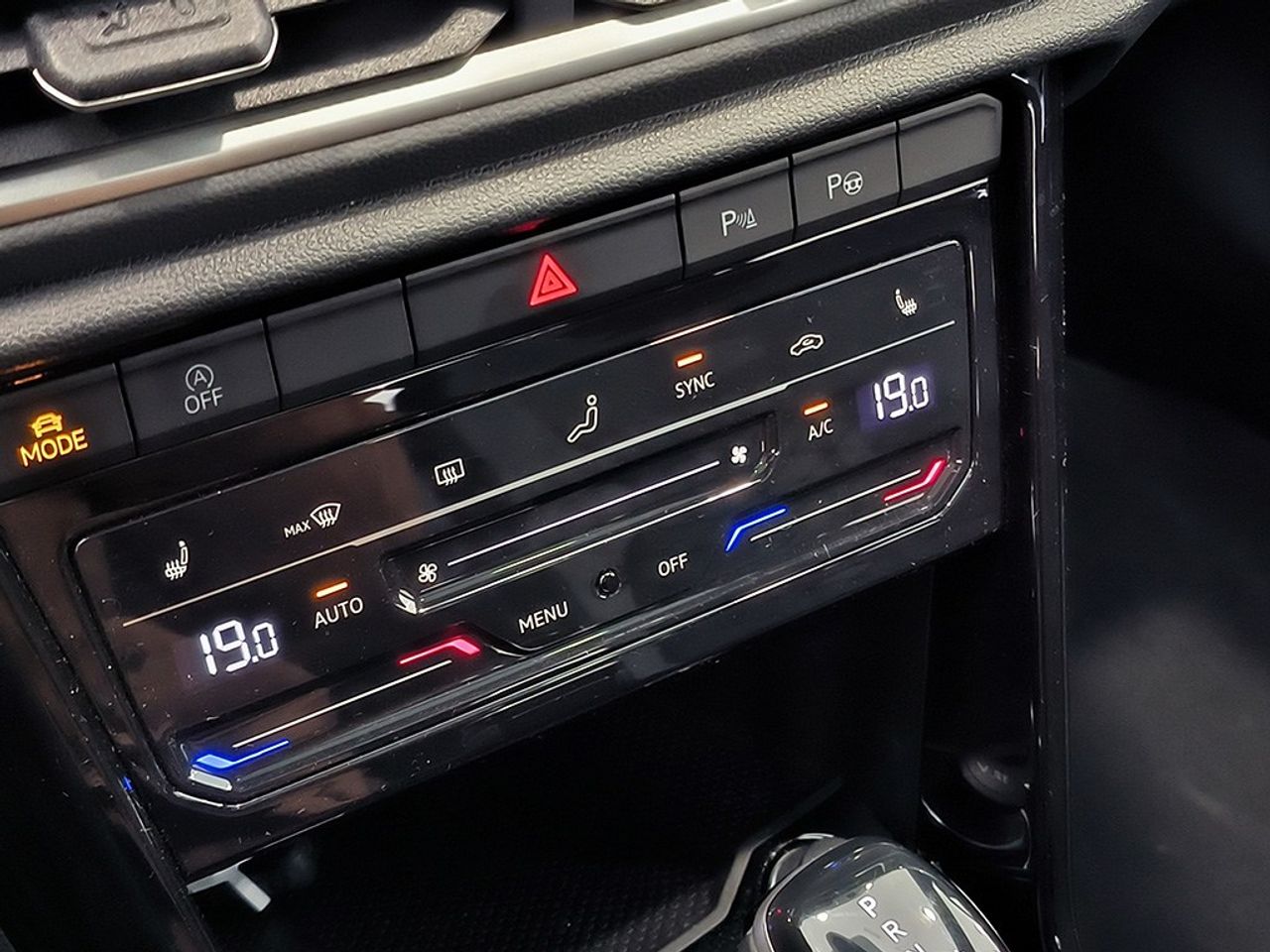 Volkswagen T-roc 1.5 Tsi 150 Cv Dsg Rline - Foto 2