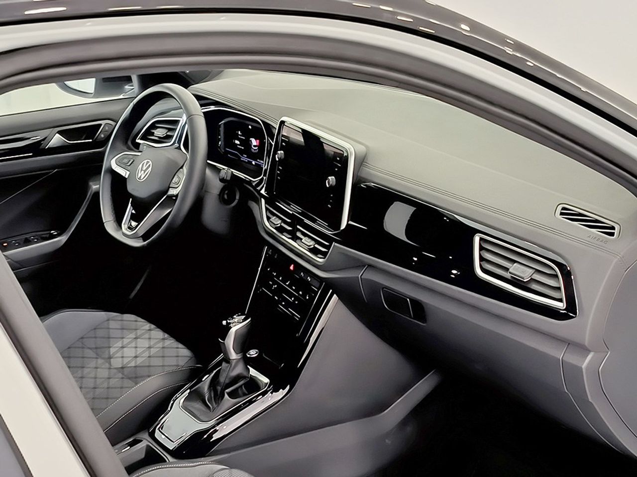 Volkswagen T-roc 1.5 Tsi 150 Cv Dsg Rline - Foto 2