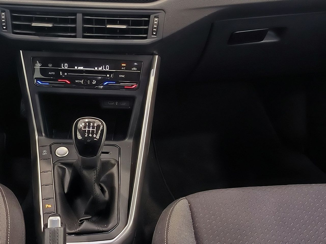 Volkswagen Taigo 1.0 Tsi 115 Cv Life - Foto 2