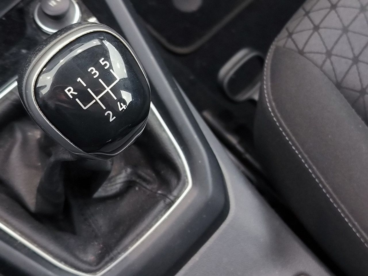 Volkswagen T-cross 1.0 Tsi 95 Cv Advance - Foto 2