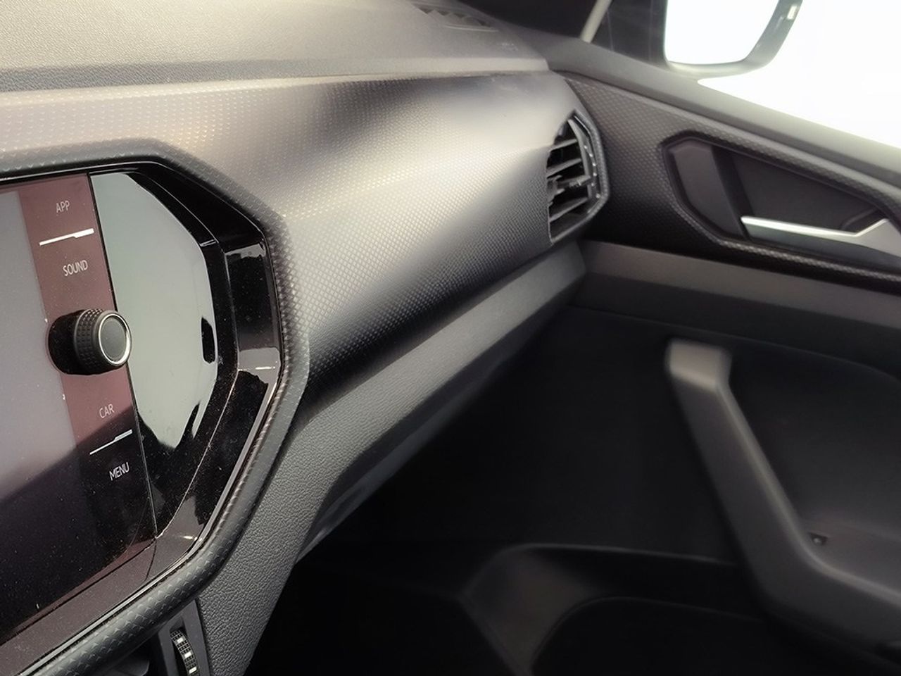 Volkswagen T-cross 1.0 Tsi 95 Cv Advance - Foto 2