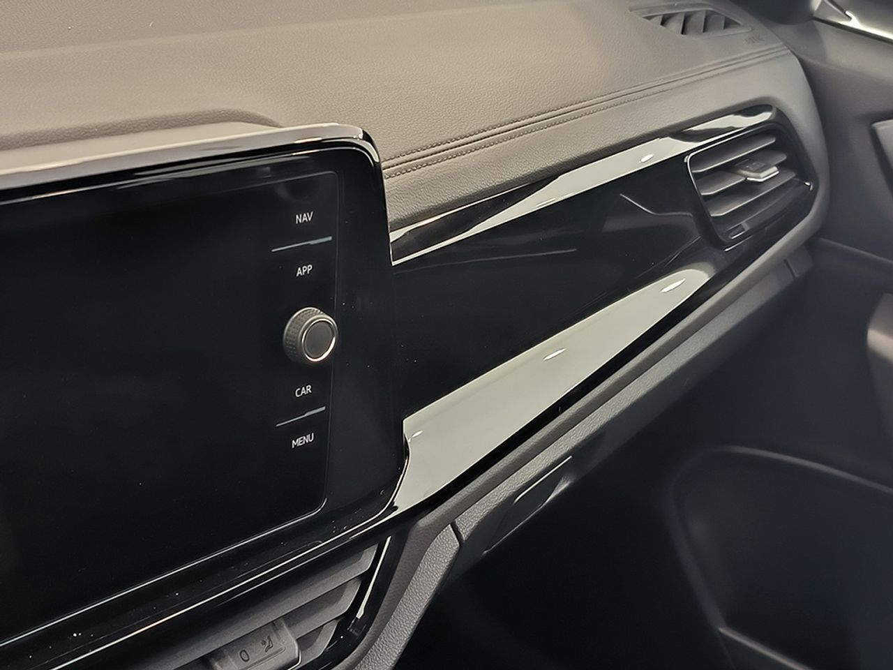 Volkswagen T-roc 2.0 Tdi 150 Cv Dsg Rline - Foto 2