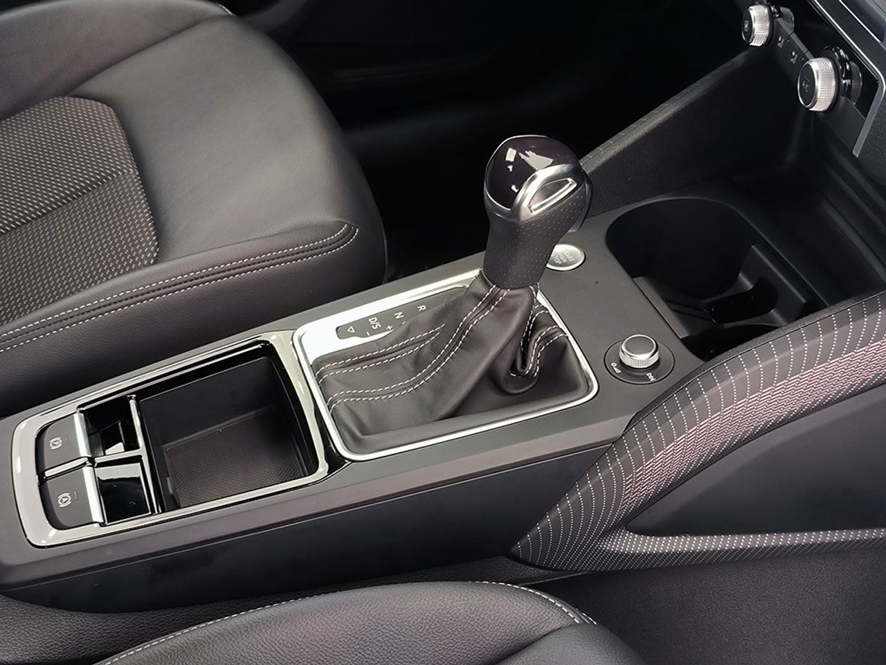 Audi Q2 35 Tdi 150 Cv Stronic Adrenalin - Foto 2