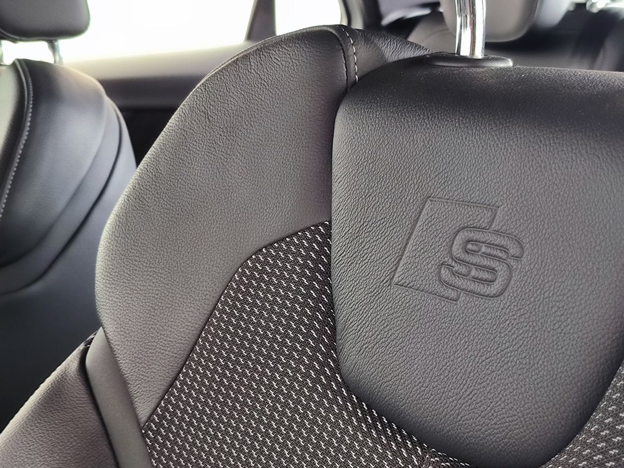 Audi Q2 35 Tdi 150 Cv Stronic Adrenalin - Foto 2