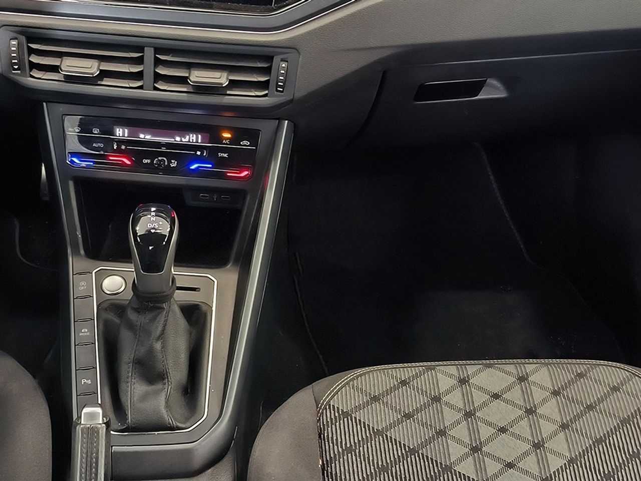 Volkswagen Taigo 1.5 Tsi 150 Cv Dsg Rline - Foto 2