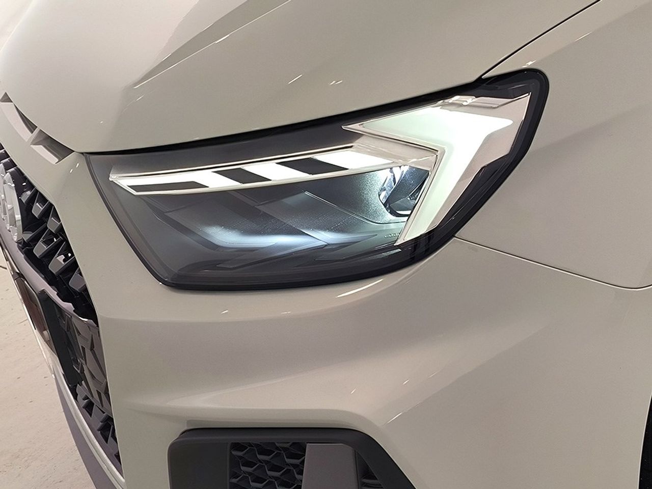 Audi A1 Sb 30 Tfsi 116 Cv Stronic Adrenalin Edition - Foto 2