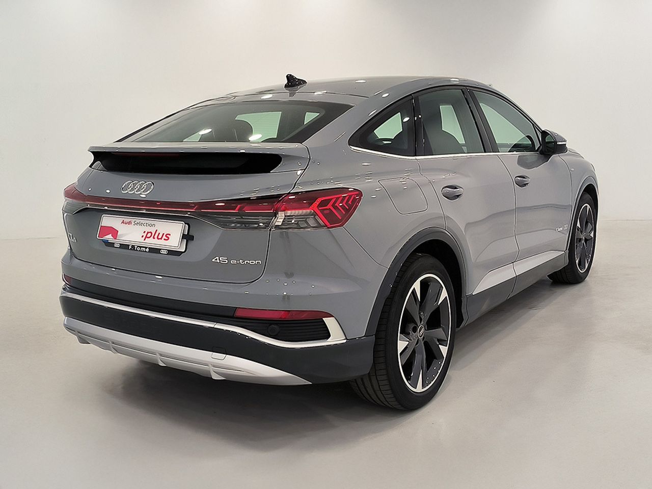 Audi Q4 Sportback Genuine Edition 45 E-tron - Foto 2