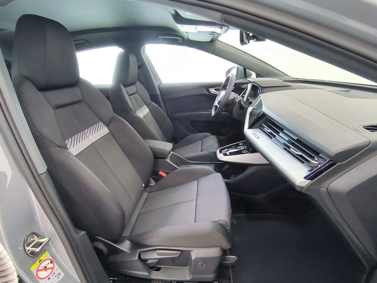 Audi Q4 Sportback Genuine Edition 45 E-tron - Foto 2
