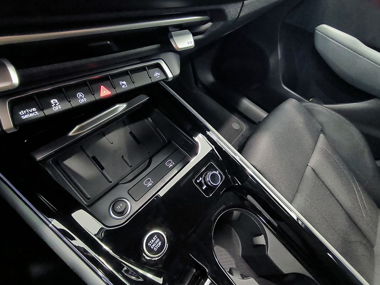 Audi Q3 Sb Tdi 150 Cv Stronic Launch - Foto 2